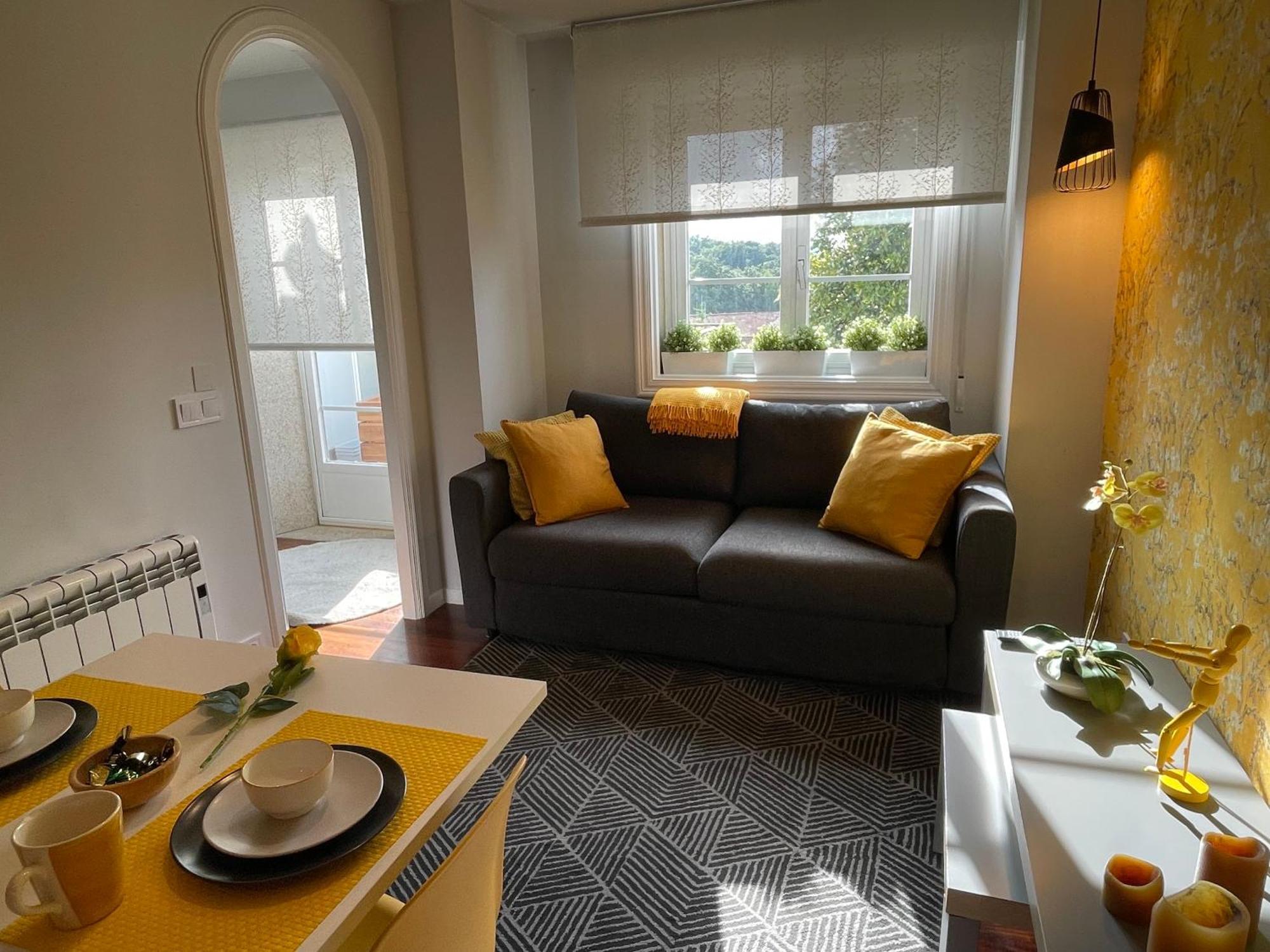 Yellow Home Santiago de Compostela Dış mekan fotoğraf