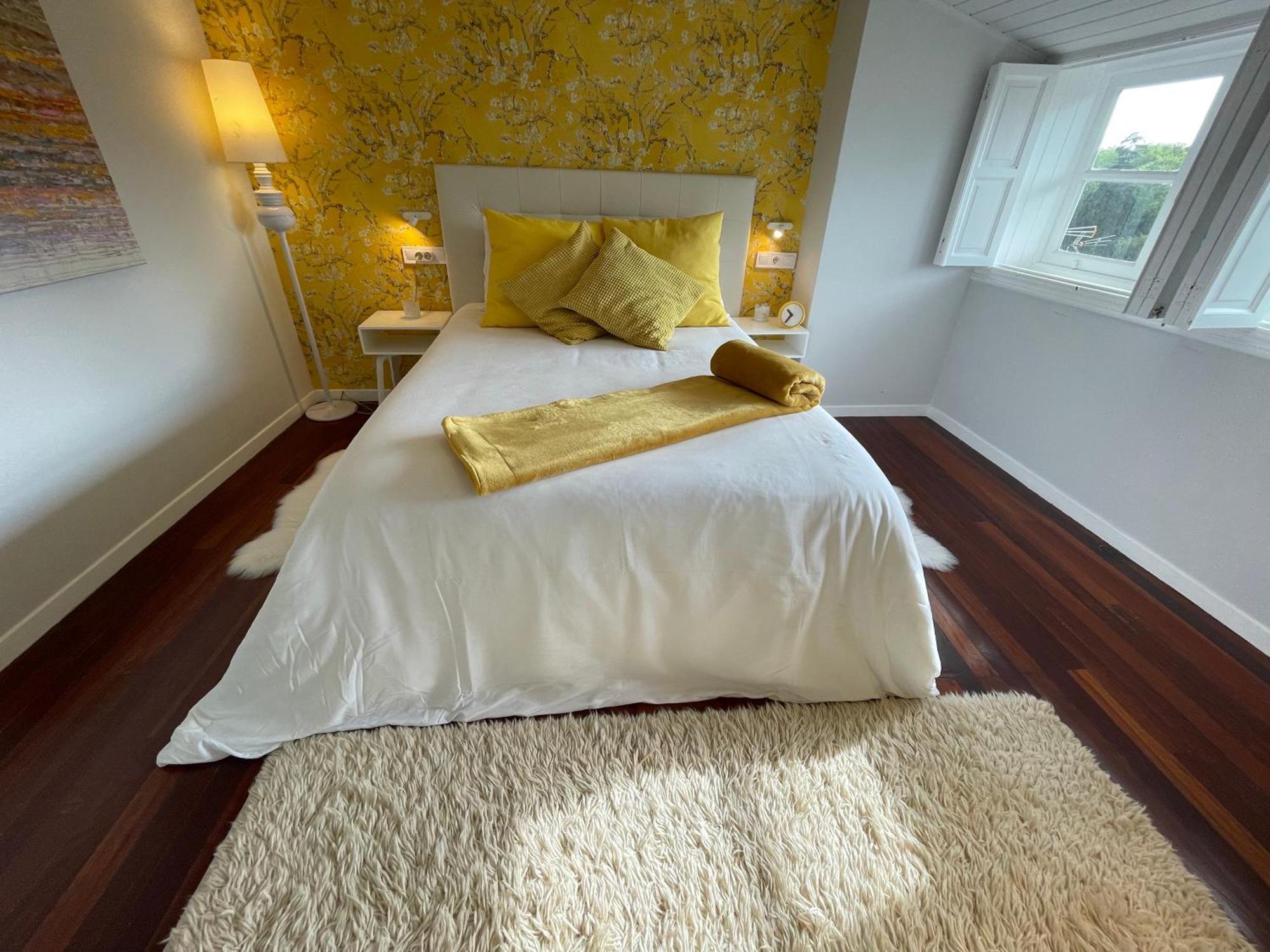 Yellow Home Santiago de Compostela Dış mekan fotoğraf
