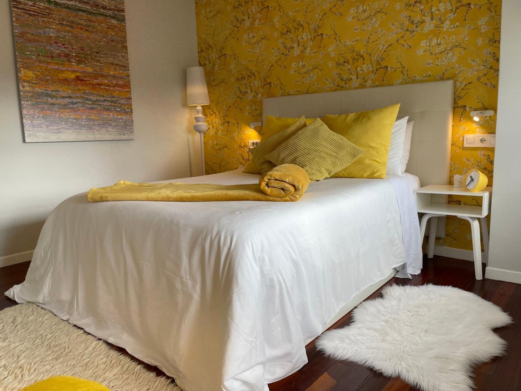 Yellow Home Santiago de Compostela Dış mekan fotoğraf